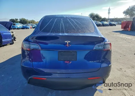 2020 Tesla Model Y z USA, uszkodzony, nr VIN 5YJYGDEE8LF031755